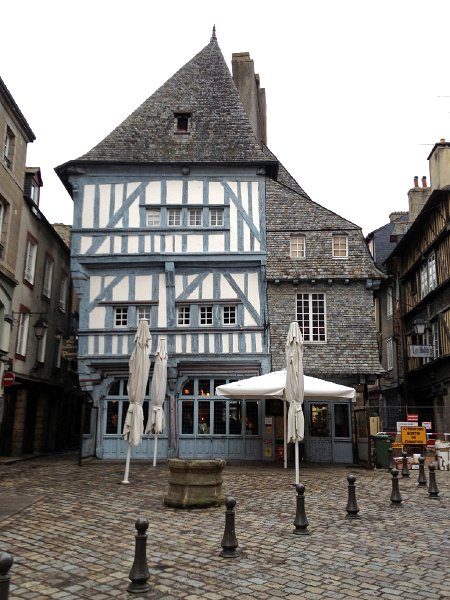 Dinan2.jpg - Dinan - Chez la M�re Pourcel