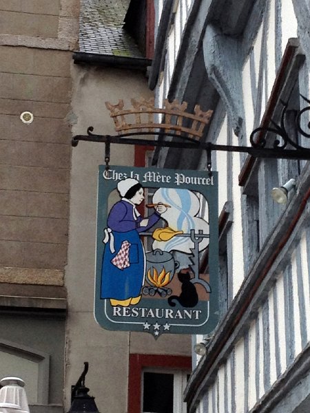 Dinan3.jpg - Dinan - Chez la M�re Pourcel