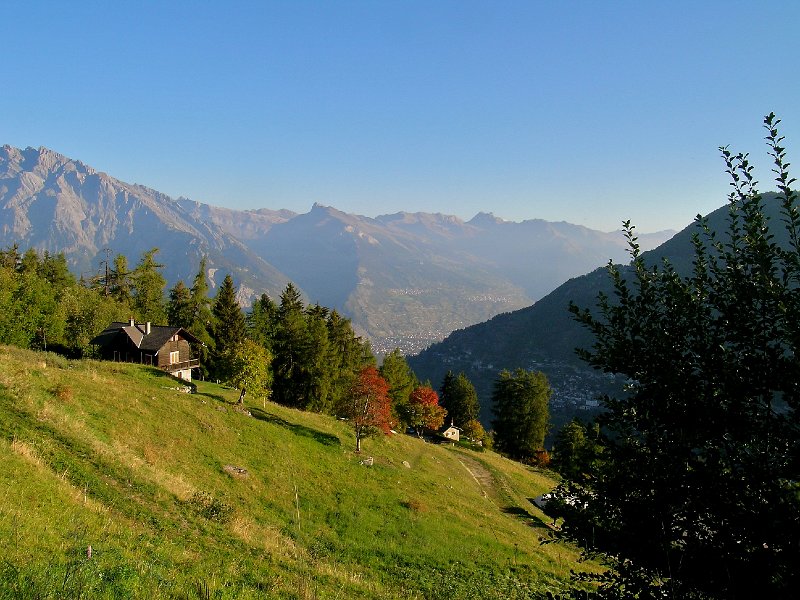 DSCN0697.jpg - Morgensonne, Blick ins Rhonetal