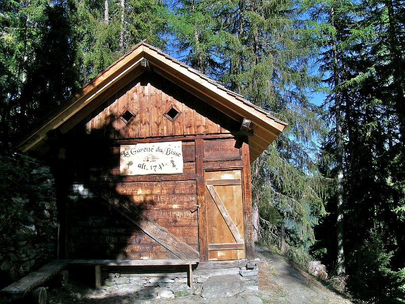 DSCN0705.jpg - Kanalw�rterh�tt "La Garette du Bisse"