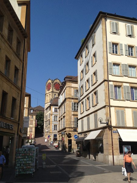 IMG_3543.jpg - Prolog: Altstadtbesichtigung in Neuch�tel