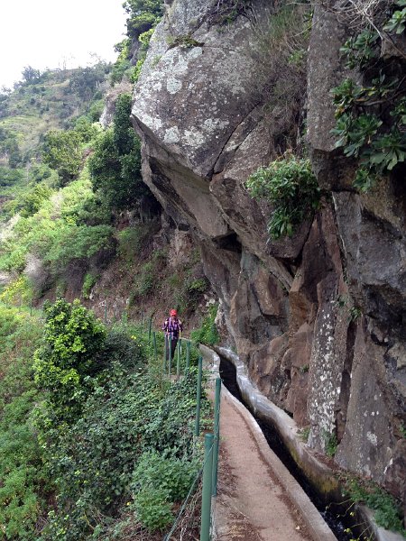 IMG_3043.jpg - Levada Moinho, kurz vor Lombada