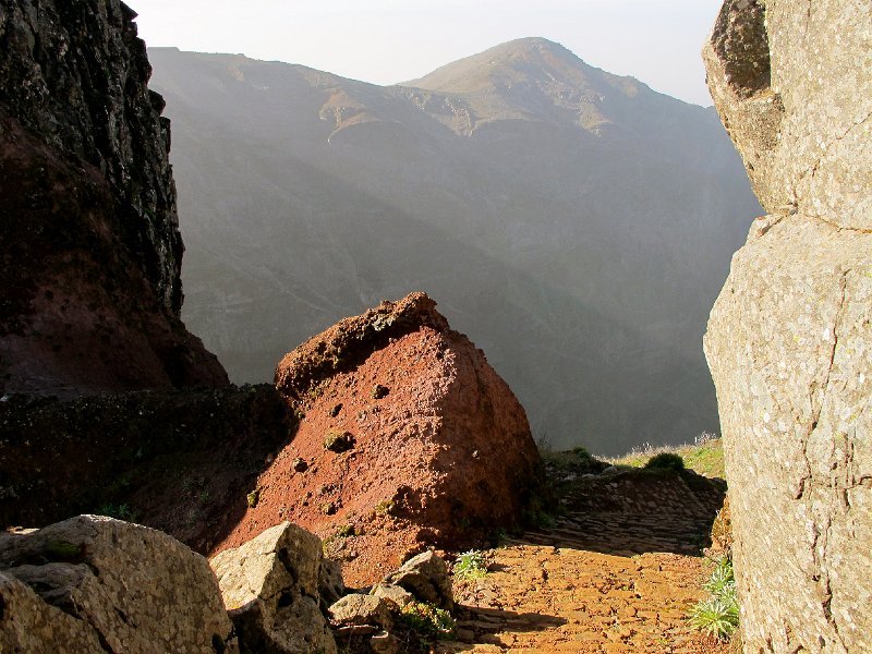 IMG_8449.JPG - Erste Klippe