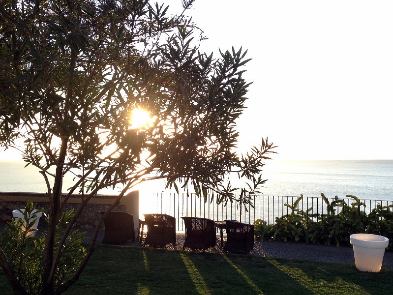 IMG_3065.jpg - Gartenterrasse