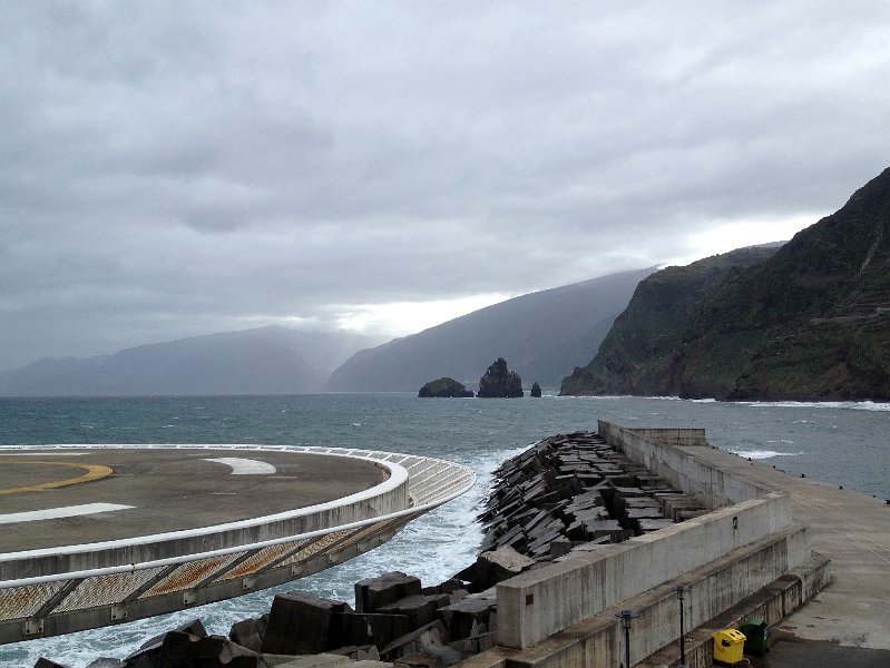 IMG_2922.jpg - Helikopterbasis bei Porto Moniz
