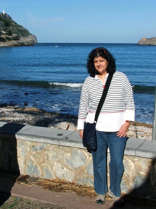 DSCF3456.jpg - Catherine am Hafen von Soller