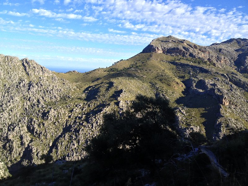 IMG_4390.JPG - Gegen�ber der Puig Roig