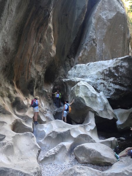 IMG_4475.jpg - und da kommt man raus