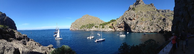 IMG_4496.JPG - Jacht-Parade vor Sa Calobra