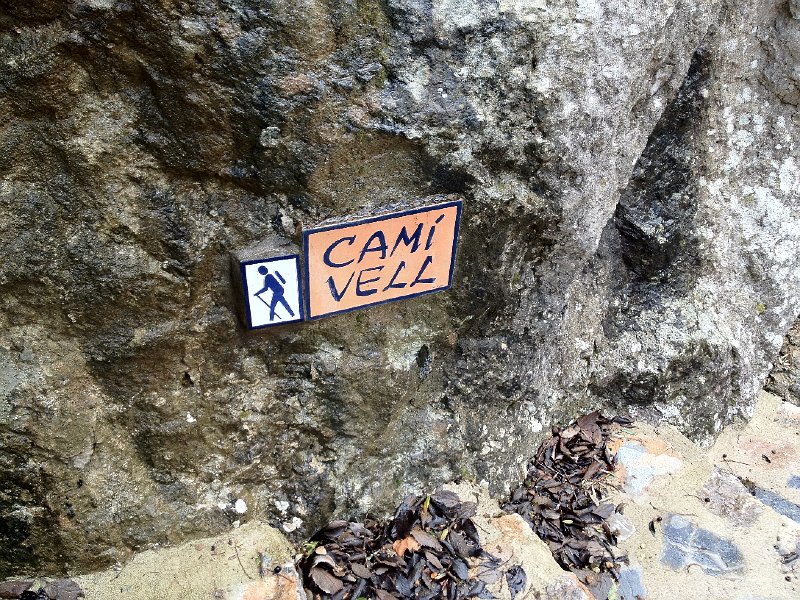 Mallorca_12_21.jpg - Wegschild bei Lluc Alcari