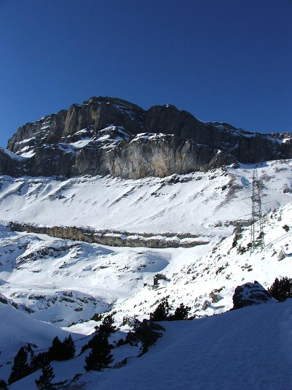 DSCF1867.JPG - Felsenhorn, mit Gasthaus Schwarenbach
