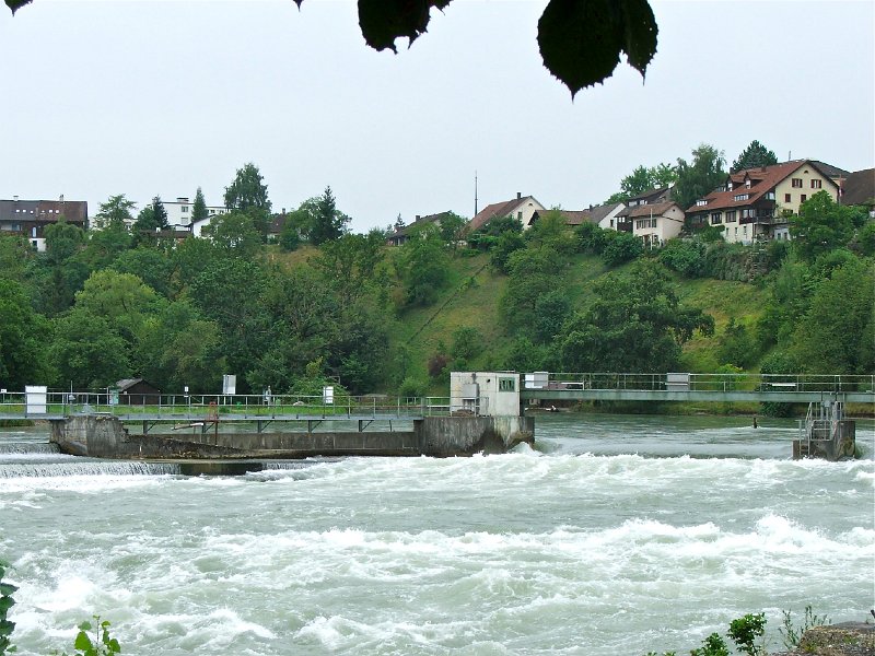 DSCF4454.jpg - Reusswehr bei Unterwindisch