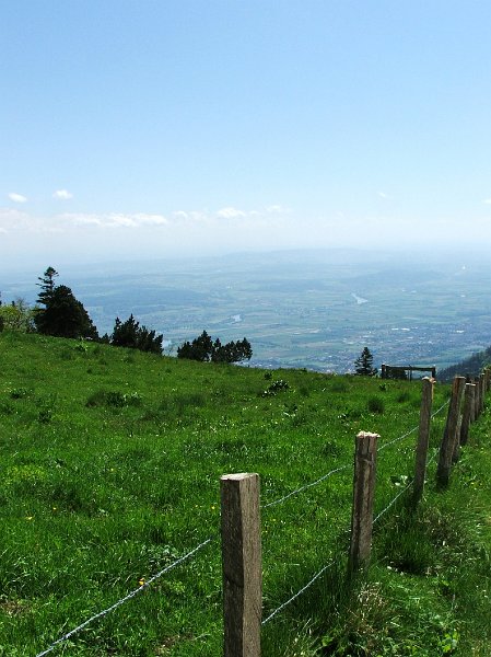 DSCF4043.jpg - M�ren: Blick ins Tal