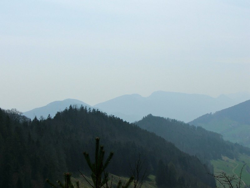 DSCF3866.jpg - Blick nach Westen - unser n�chstes Tagesziel wird sichtbar