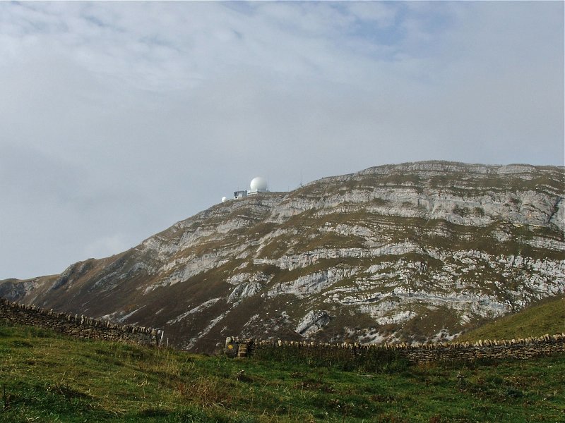 DSCF4847.jpg - Die Radarkuppel von la D�le