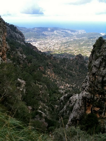IMG_0305.jpg - Blick hinunter nach Soller